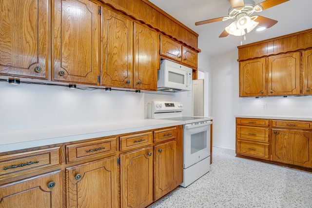 2812 Ryan Place Drive, Fort Worth, TX 76110
