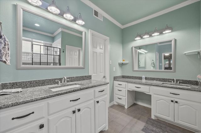 9109 Hogan Drive, Rowlett, TX 75089