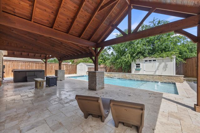 9109 Hogan Drive, Rowlett, TX 75089