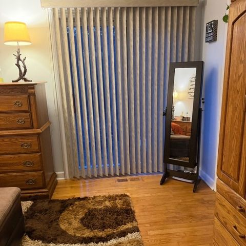 352 Danbury Drive, Naperville, IL 60565