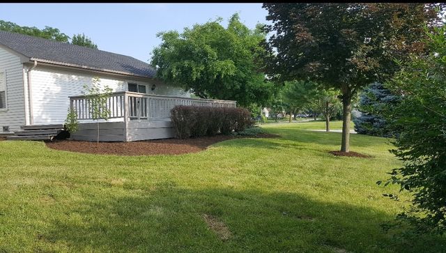 352 Danbury Drive, Naperville, IL 60565