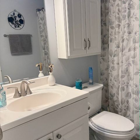 352 Danbury Drive, Naperville, IL 60565