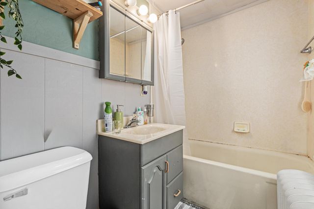 855 Hague Avenue, Saint Paul, MN 55104