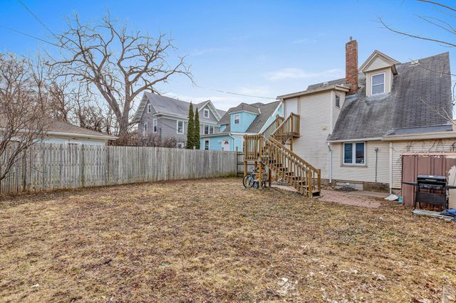 855 Hague Avenue, Saint Paul, MN 55104