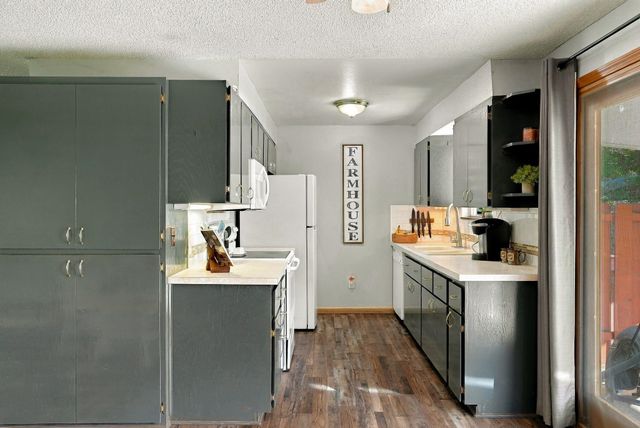 718 E Dalke Ave, Spokane, WA 99208
