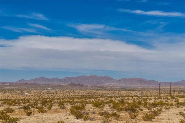 101 Diamond Bar, 29 Palms, CA 92277