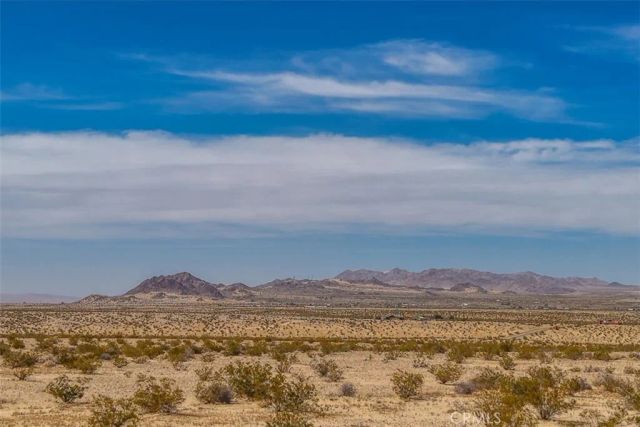 101 Diamond Bar, 29 Palms, CA 92277
