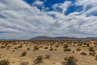 101 Diamond Bar, 29 Palms, CA 92277