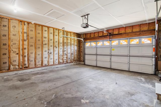 12465 Shelby Place, Crown Point, IN 46307