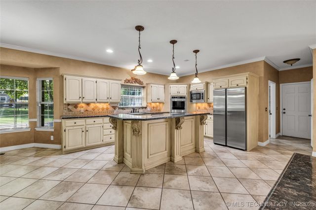 4405 W Ithica Street, Broken Arrow, OK 74012