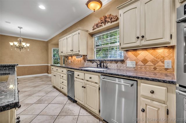 4405 W Ithica Street, Broken Arrow, OK 74012