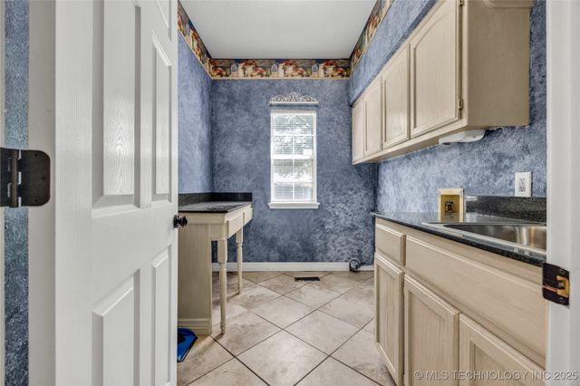 4405 W Ithica Street, Broken Arrow, OK 74012