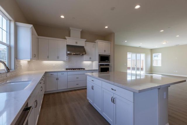 3052 El Capitan Drive, Marina, CA 93933