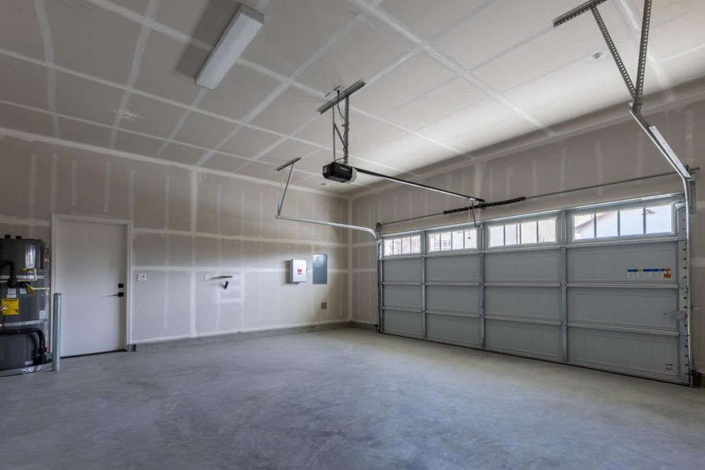 Image 20 of property listing at 3052 El Capitan Drive, Marina, CA 93933