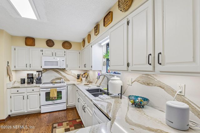 2792 OLD RIVER Road, Jacksonville, FL 32223
