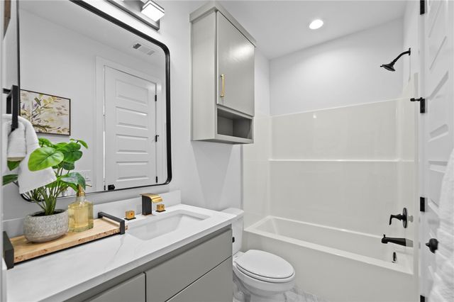 4424 S 88th Street, Bentonville, AR 72713
