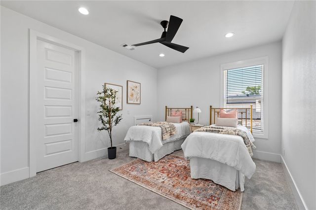 4424 S 88th Street, Bentonville, AR 72713