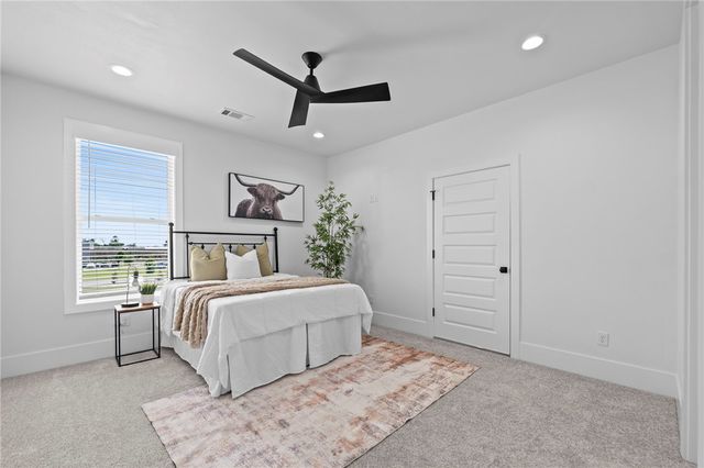 4424 S 88th Street, Bentonville, AR 72713