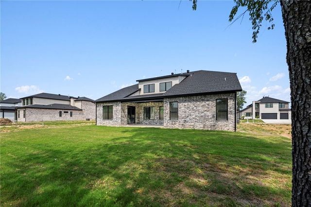 4424 S 88th Street, Bentonville, AR 72713