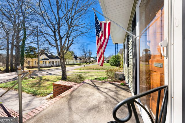 253 Edwards Street, Elberton, GA 30635