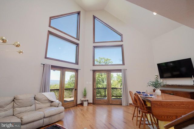 267 TOMAHAWK LN, Edinburg, VA 22824