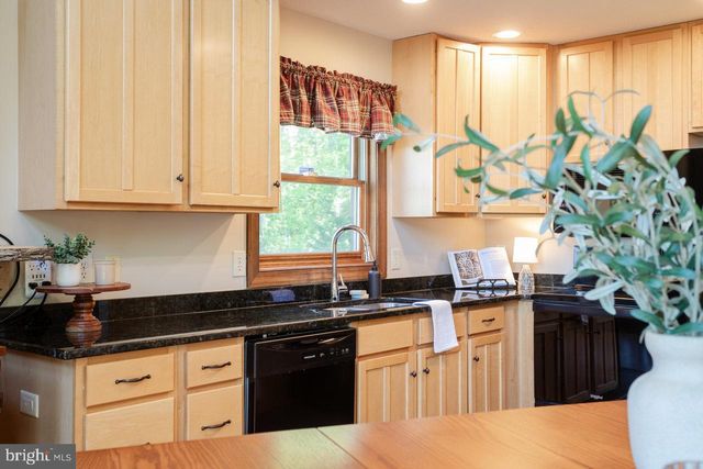 267 TOMAHAWK LN, Edinburg, VA 22824
