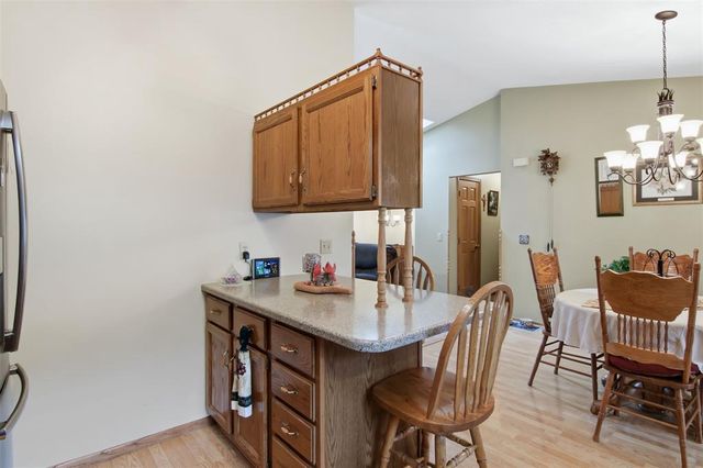 1440 Birchwood Lane, Eau Claire, WI 54703