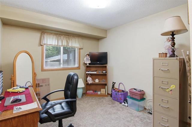 1440 Birchwood Lane, Eau Claire, WI 54703