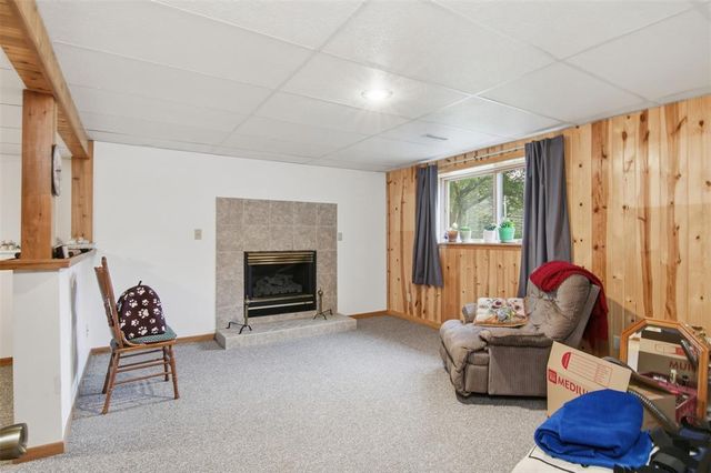 1440 Birchwood Lane, Eau Claire, WI 54703