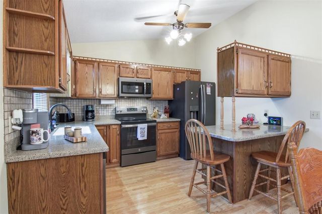 1440 Birchwood Lane, Eau Claire, WI 54703
