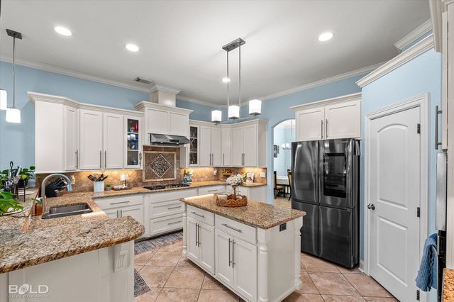 419 Kingston Plantation Boulevard, Benton, LA 71006