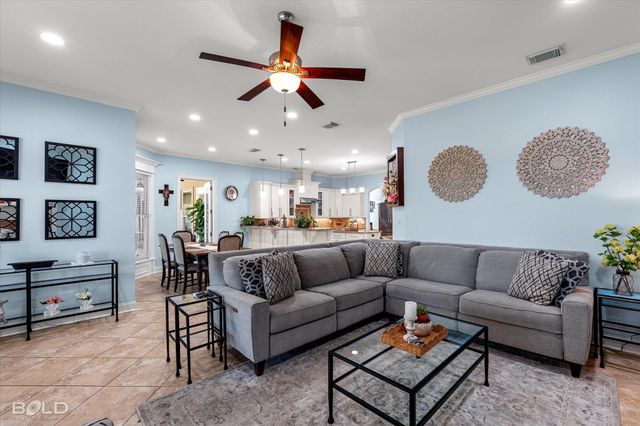 419 Kingston Plantation Boulevard, Benton, LA 71006