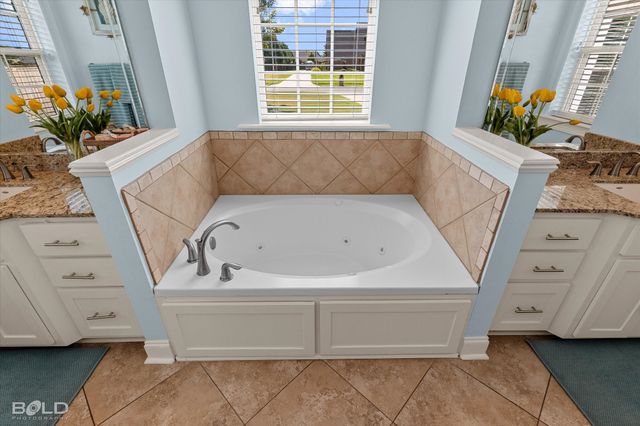 419 Kingston Plantation Boulevard, Benton, LA 71006