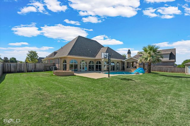 419 Kingston Plantation Boulevard, Benton, LA 71006