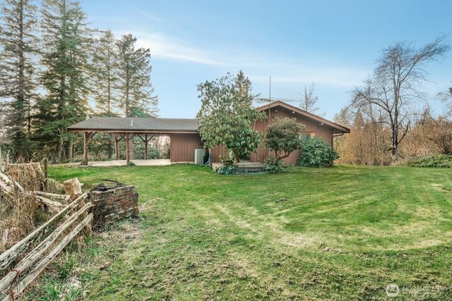 8388 N Pass Road, Sumas, WA 98295