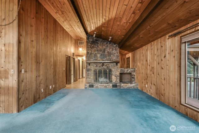 8388 N Pass Road, Sumas, WA 98295