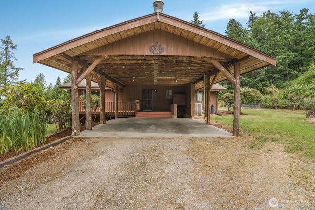 8388 N Pass Road, Sumas, WA 98295