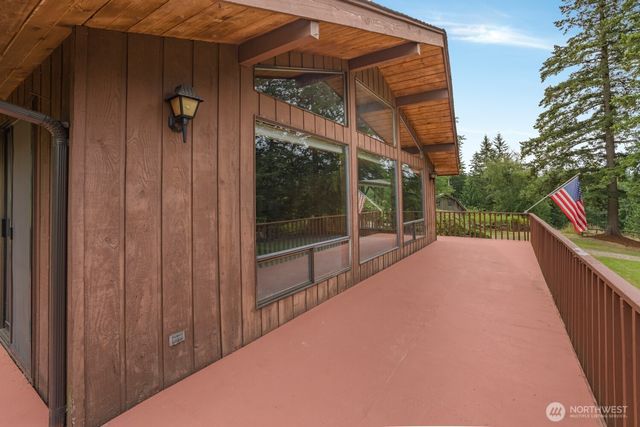 8388 N Pass Road, Sumas, WA 98295