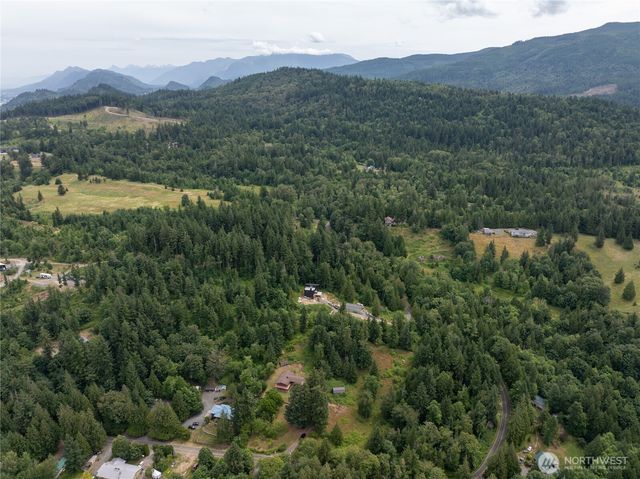 8388 N Pass Road, Sumas, WA 98295