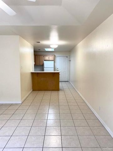 1223 W Carmen Avenue 3, Edinburg, TX 78541