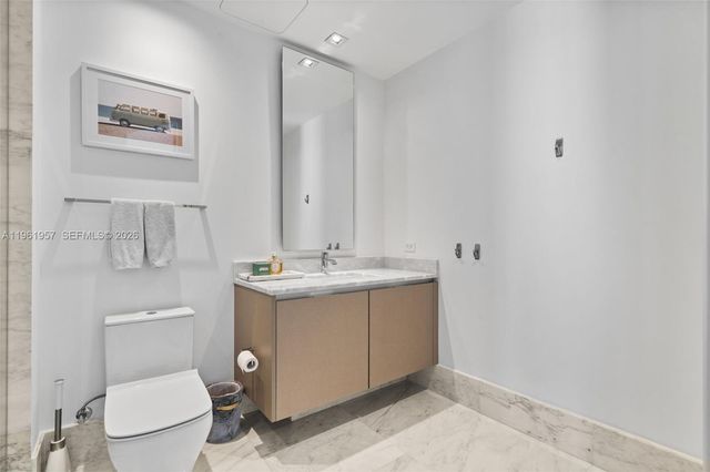 17141 Collins Avenue 3002, Sunny Isles Beach, FL 33160