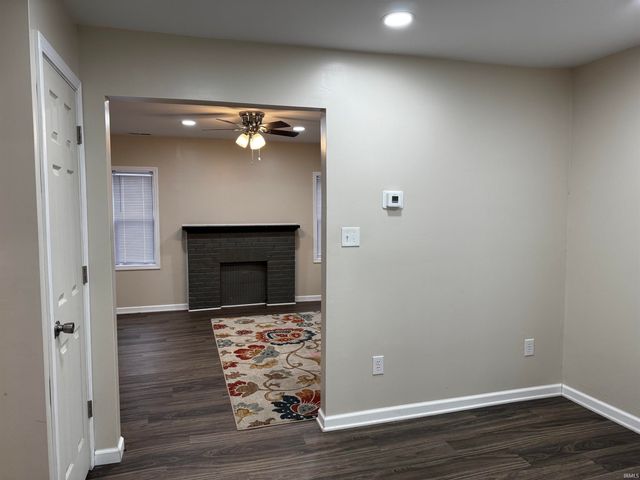 1211 & 1209 W Main Street, Mitchell, IN 47446