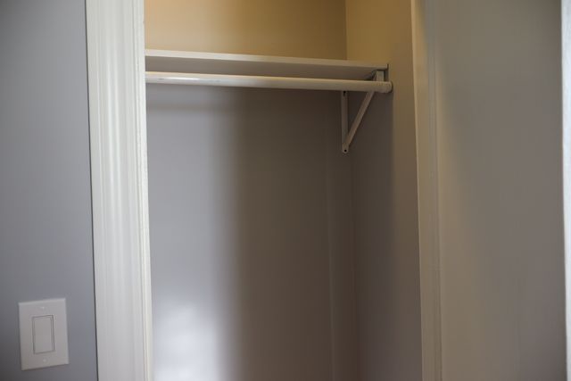 4120 W Gladys Avenue, Chicago, IL 60624