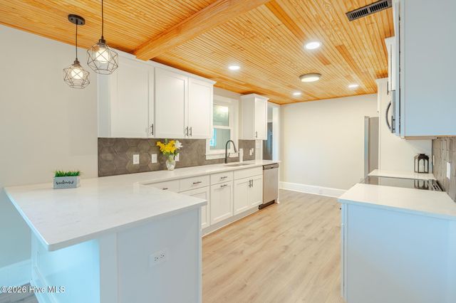 1109 S 9th Street, Wilmington, NC 28401