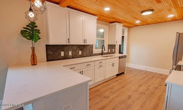 1109 S 9th Street, Wilmington, NC 28401