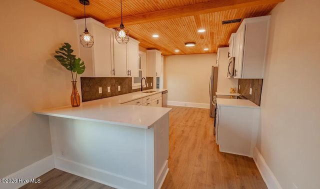 1109 S 9th Street, Wilmington, NC 28401