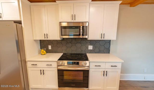1109 S 9th Street, Wilmington, NC 28401