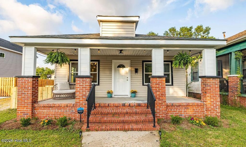 1109 S 9th Street, Wilmington, NC 28401