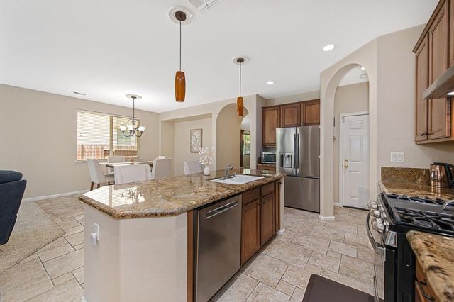 4390 Niobe Cir, Rancho Cordova, CA 95742