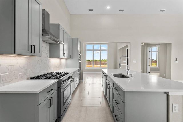 123 Lila LN, Bertram, TX 78605
